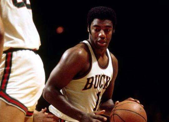 不仅展现了 不仅展现了