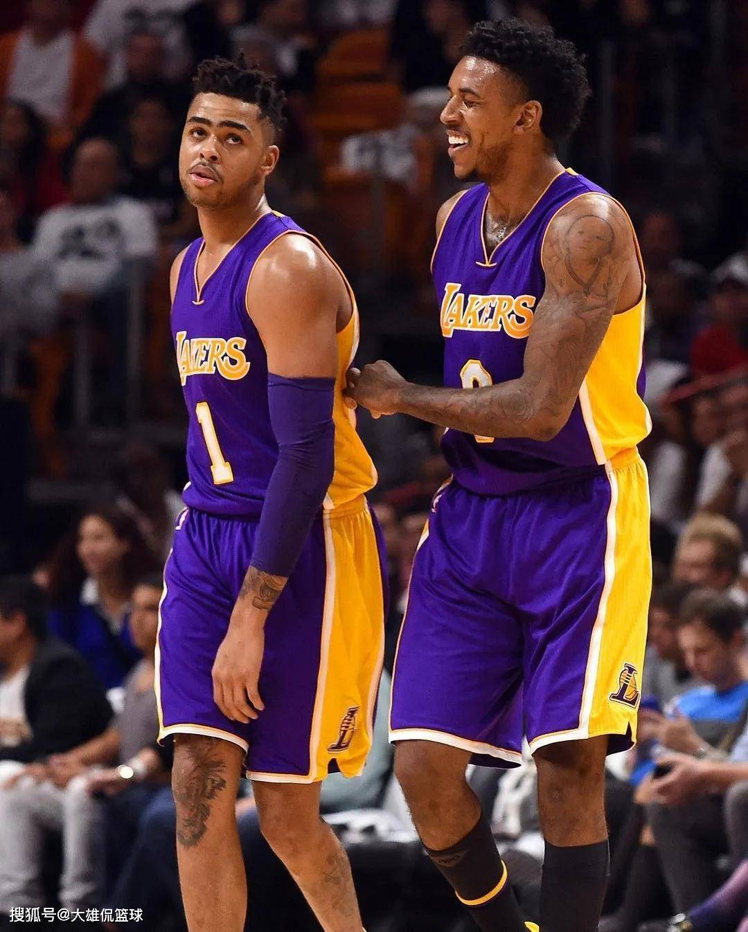 卫与后腰间 卫与后腰间