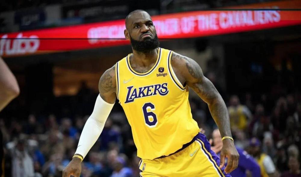 这一步错位 这一步错位