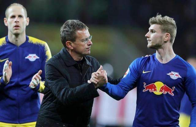 意甲｜比林终场前禁区补射救主 拿波利榜首战逼平国米