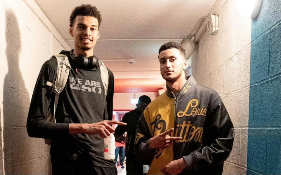 更衣室层面 更衣室层面